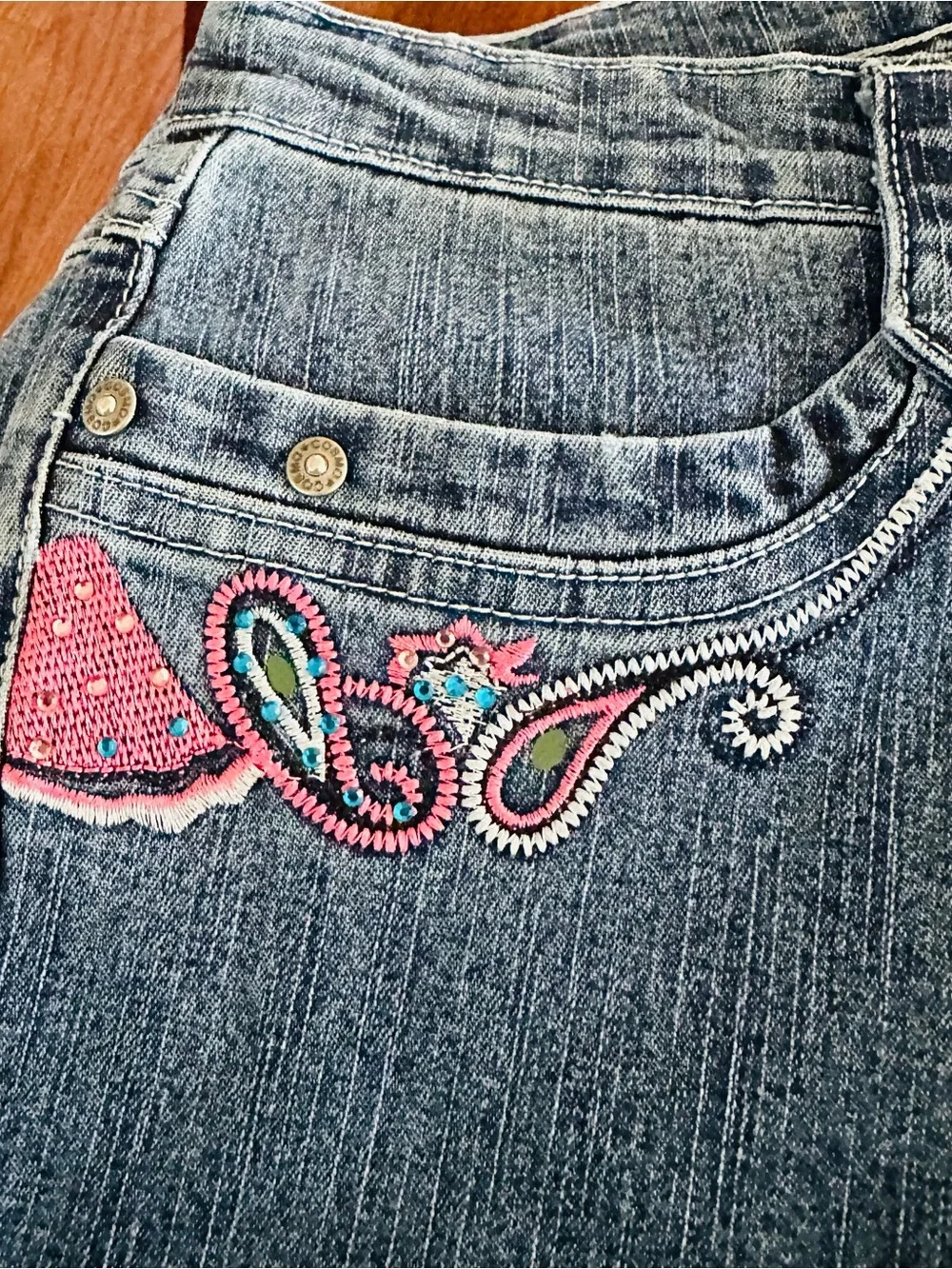 Cosmopolitan Dark Blue Cropped  Jeans with Pink Paisley Embroidery Size 14